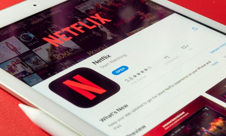 Netflix abbonamento base pubblicità - www.081.it