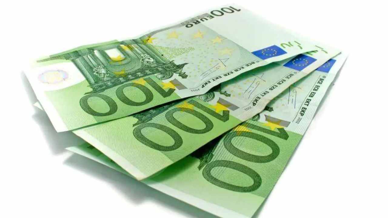 Bonus 300 euro, a chi non arriva - www.081.it