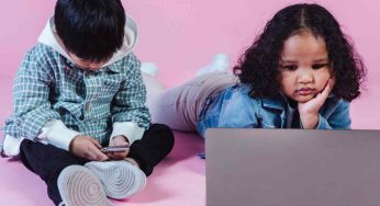 Assistenti vocali, pericolosi per il cervello dei bambini: la scoperta è agghiacciante