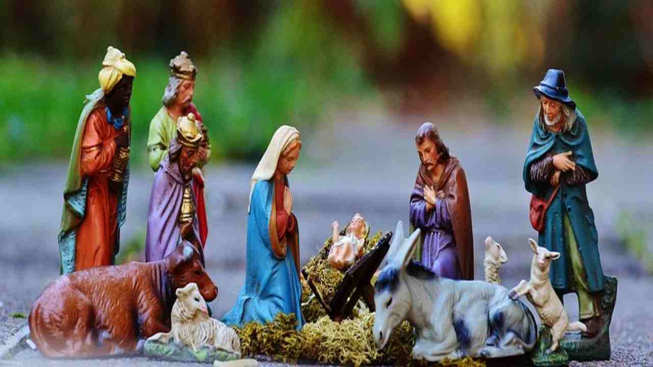 Presepe, un pastore particolare (pixabay) 081.it 271222