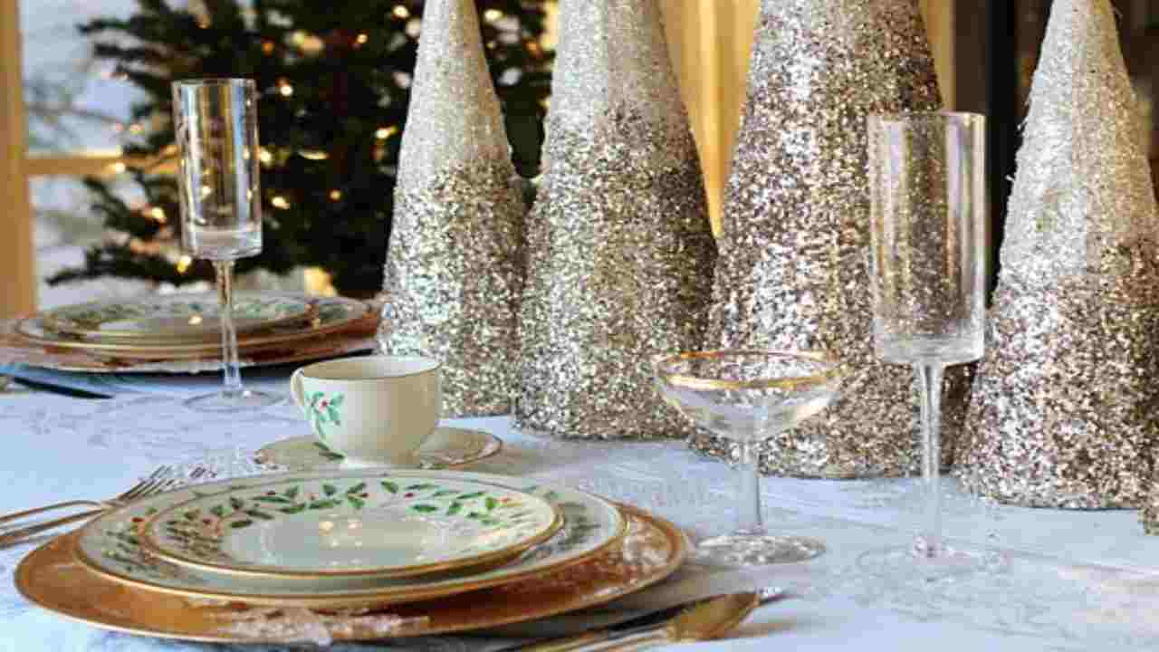 Pulire l'argento con prodotti naturali per la tavola di Natale (pixabay) 081.it 021222