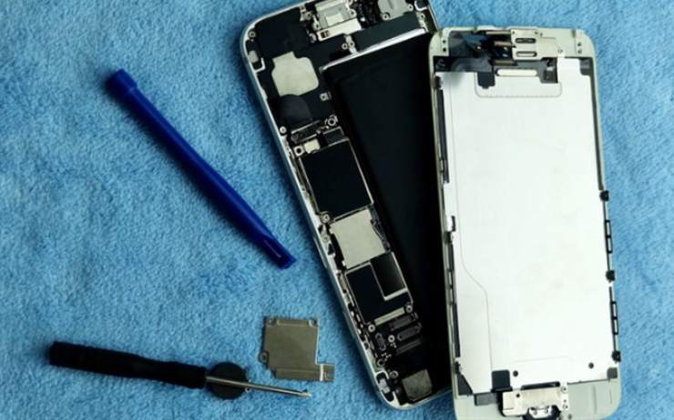 riparare iphone rotto da soli